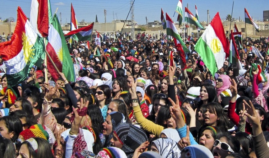 لا يجوز مقاربة المسألة الكردية على نحو مُطلق. فالجسم الحيوي من الأكراد السوريين هو جزء من الحياة السورية وتاريخها لا يجوز مقاربة المسألة الكردية على نحو مُطلق. فالجسم الحيوي من الأكراد السوريين هو جزء من الحياة السورية وتاريخها