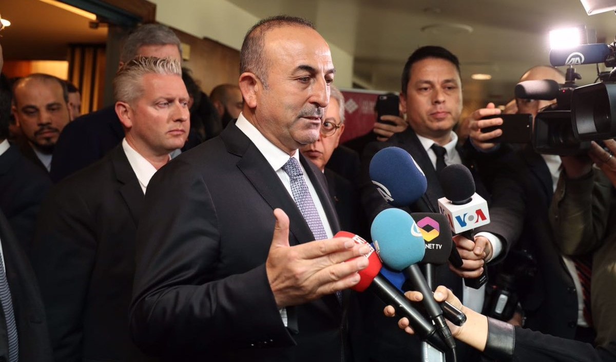 أوغلو: حماس أبدت استعدادها للاعتراف بإسرائيل أوغلو: حماس أبدت استعدادها للاعتراف بإسرائيل