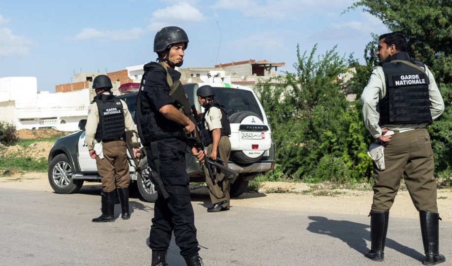 وزارة الداخلية التونسية: إلقاء القبض على "خلية تكفيرية" تتكون من 4 عناصر وزارة الداخلية التونسية: إلقاء القبض على "خلية تكفيرية" تتكون من 4 عناصر