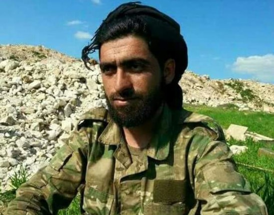 الصالح هو أخ قائد جماعة "جيش العزة" الصالح هو أخ قائد جماعة "جيش العزة"