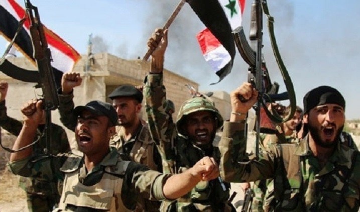 قوات الجيش السوري تقوم بعملية التمشيط في محيط طيبة الإمام، بالتزامن مع فتح الجيش محور جديد باتجاه بلدة حلفايا قوات الجيش السوري تقوم بعملية التمشيط في محيط طيبة الإمام، بالتزامن مع فتح الجيش محور جديد باتجاه بلدة حلفايا
