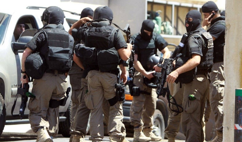 إلقاء القبض على شخصين يرتبطان بتنظيم داعش في محافظة البقاع اللبنانية إلقاء القبض على شخصين يرتبطان بتنظيم داعش في محافظة البقاع اللبنانية