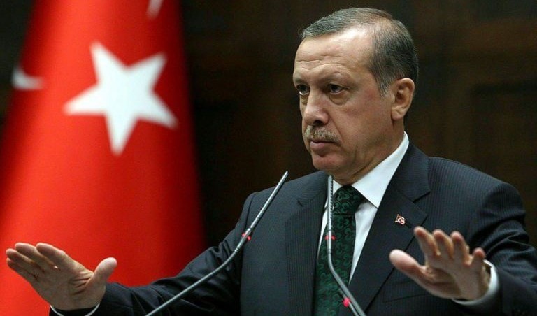 أردوغان: من الخطأ رفع علم غير العلم الوطني العراقي فوق كركوك أردوغان: من الخطأ رفع علم غير العلم الوطني العراقي فوق كركوك