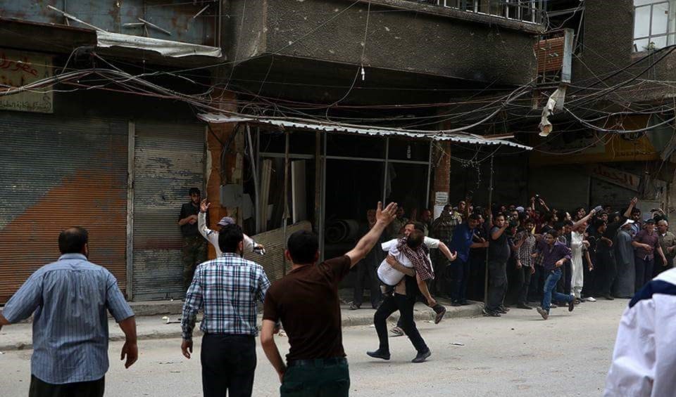 "جيش الاسلام" و"فيلق الرحمن" قتلا المتظاهرين السلميين في الغوطة "جيش الاسلام" و"فيلق الرحمن" قتلا المتظاهرين السلميين في الغوطة