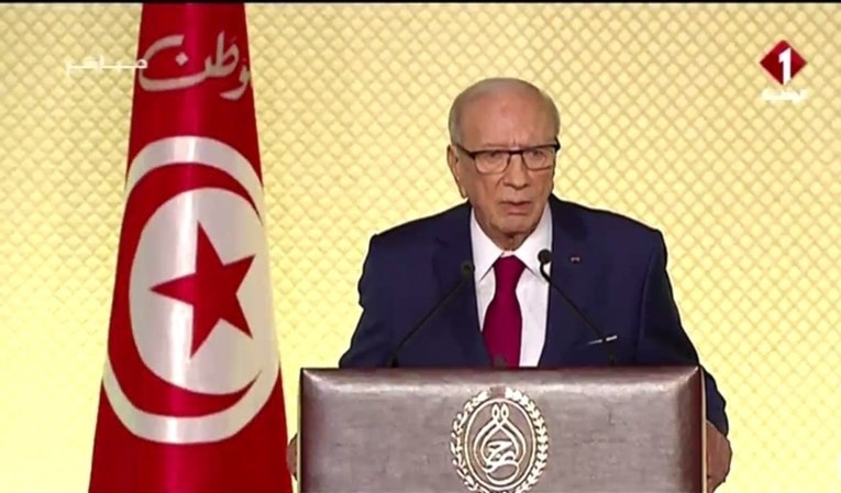 السبسي: التحول الديمقراطي في تونس مهدد بشكل كبير السبسي: التحول الديمقراطي في تونس مهدد بشكل كبير