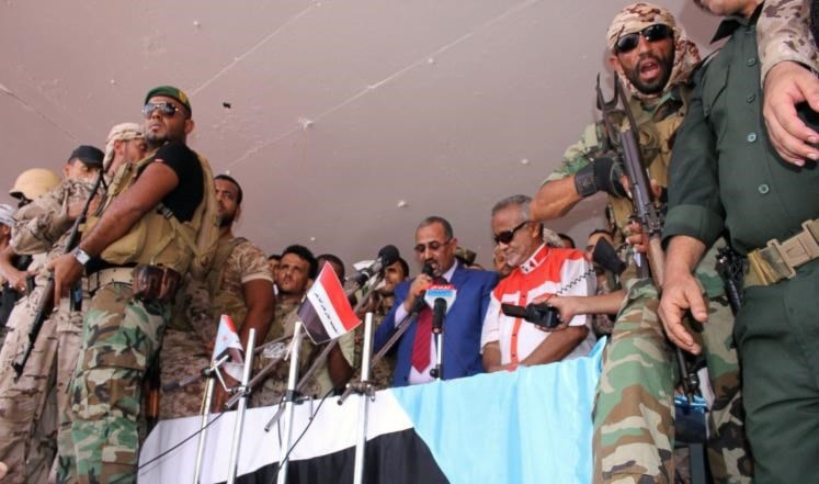 حكومة هادي: تشكيل شخصيات مجلساً جديداً يسعى لانفصال جنوب اليمن حكومة هادي: تشكيل شخصيات مجلساً جديداً يسعى لانفصال جنوب اليمن