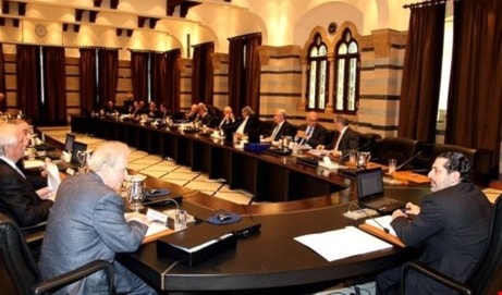 الحريري أكد أنه لن يوافق على قرارات تتعارض مع البيان الوزاري للحكومة في قمة الرياض ؤالمرتقبة الحريري أكد أنه لن يوافق على قرارات تتعارض مع البيان الوزاري للحكومة في قمة الرياض ؤالمرتقبة
