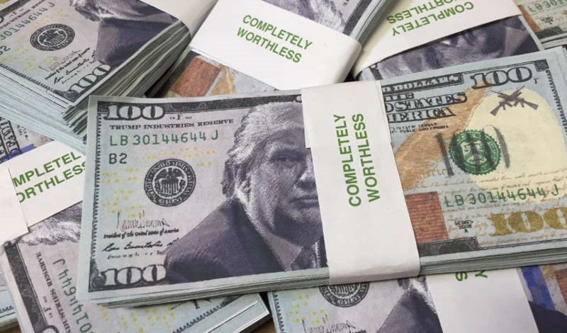 ترامب أبرم مع السعودية اتفاقيات تسليح بلغت قيمتها مئات مليارات الدولارات ترامب أبرم مع السعودية اتفاقيات تسليح بلغت قيمتها مئات مليارات الدولارات