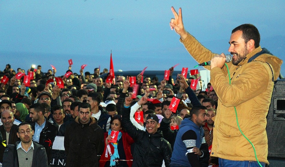 القبض على ناصر الزفزافي زعيم "الحراك" في الحسيمة بالمغرب القبض على ناصر الزفزافي زعيم "الحراك" في الحسيمة بالمغرب
