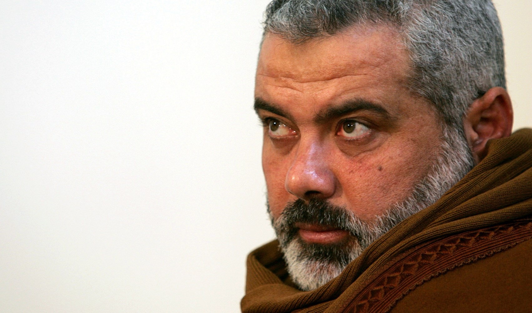 عضو كنيست يطالب بإزالة اسم هنيّة من قائمة الاغتيالات الإسرائيلية عضو كنيست يطالب بإزالة اسم هنيّة من قائمة الاغتيالات الإسرائيلية