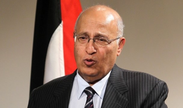 شعث: عباس لم يغير موقفه واجتماعه مع ترامب كان "جيد جداً" شعث: عباس لم يغير موقفه واجتماعه مع ترامب كان "جيد جداً"