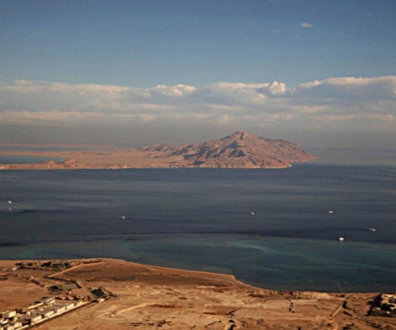 تيران وصنافير في حسابات الربح والخسارة تيران وصنافير في حسابات الربح والخسارة
