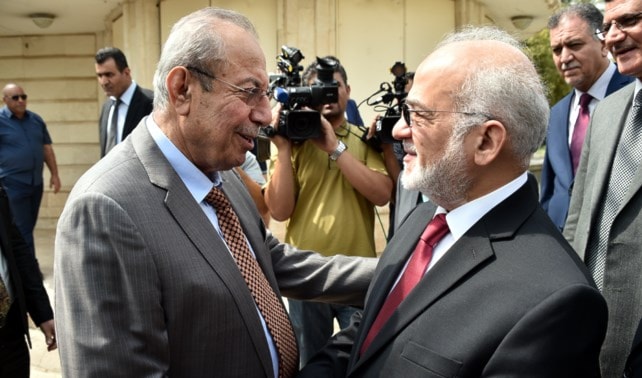 الجعفري مستقبلاً رئيس تيار الإصلاح الوطني وفد إقليم كردستان العراق روز نوري شاويس الجعفري مستقبلاً رئيس تيار الإصلاح الوطني وفد إقليم كردستان العراق روز نوري شاويس