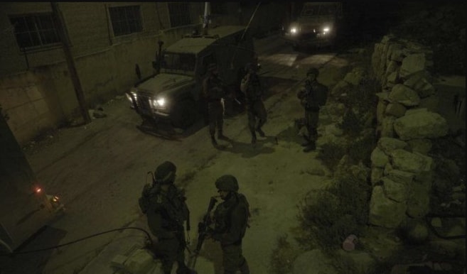 اعتقل الجيش الإسرائيلي عدداً من الفلسطينيين من مناطق متفرقة بالضفة الغربية اعتقل الجيش الإسرائيلي عدداً من الفلسطينيين من مناطق متفرقة بالضفة الغربية