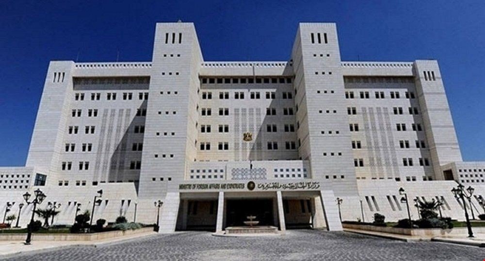 الخارجية السورية تحتج على الإعتداء الإسرائيلي على موقع للجيش السوري في مصياف الخارجية السورية تحتج على الإعتداء الإسرائيلي على موقع للجيش السوري في مصياف