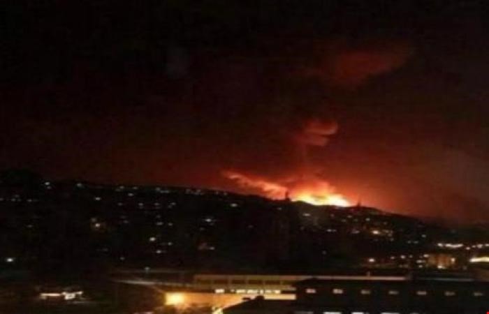 أطلقت طائرات إسرائيلية الصواريخ فجر الخميس باتجاه موقع عسكري في محافظة حماة أطلقت طائرات إسرائيلية الصواريخ فجر الخميس باتجاه موقع عسكري في محافظة حماة