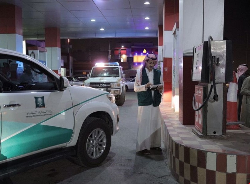أعلنت وزارة الطاقة السعودية رفع أسعار المنتجات النفطية باستثناء مادة الديزل للشاحنات أعلنت وزارة الطاقة السعودية رفع أسعار المنتجات النفطية باستثناء مادة الديزل للشاحنات