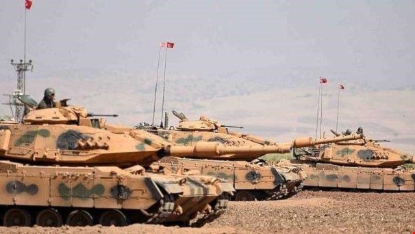 الجيش التركيّ يفتح 12 ثغرة في الجدار الفاصل بين الحدود ومنطقة عفرين الجيش التركيّ يفتح 12 ثغرة في الجدار الفاصل بين الحدود ومنطقة عفرين