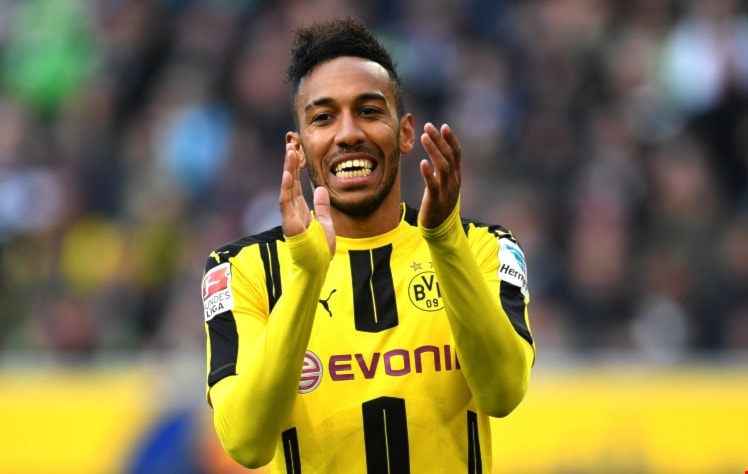 أوباميانغ لا يعيش أيام طيبة مع دورتموند أوباميانغ لا يعيش أيام طيبة مع دورتموند