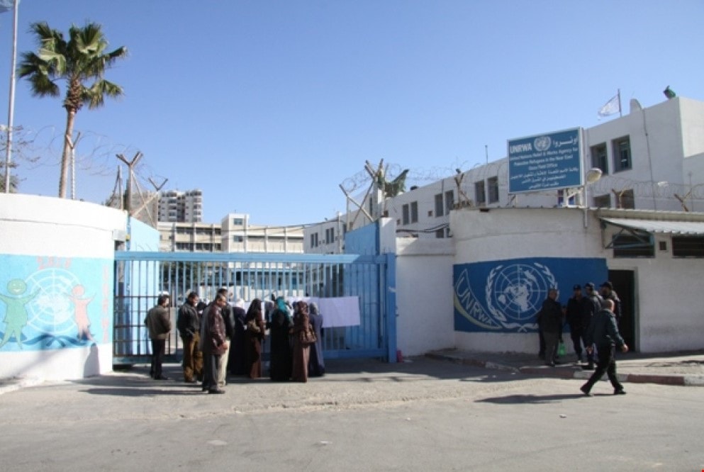 بينت: الأونروا تكرس الوضع السيئ لسكان قطاع غزة الذين يئنون تحت وطأة نظام حماس بينت: الأونروا تكرس الوضع السيئ لسكان قطاع غزة الذين يئنون تحت وطأة نظام حماس