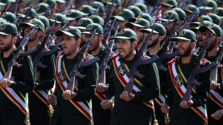الحرس الثوري يستهدف بعدة صواریخ بالیستیة مقر قادة عملية الأهواز الإرهابية شرق الفرات بسوريا الحرس الثوري يستهدف بعدة صواریخ بالیستیة مقر قادة عملية الأهواز الإرهابية شرق الفرات بسوريا