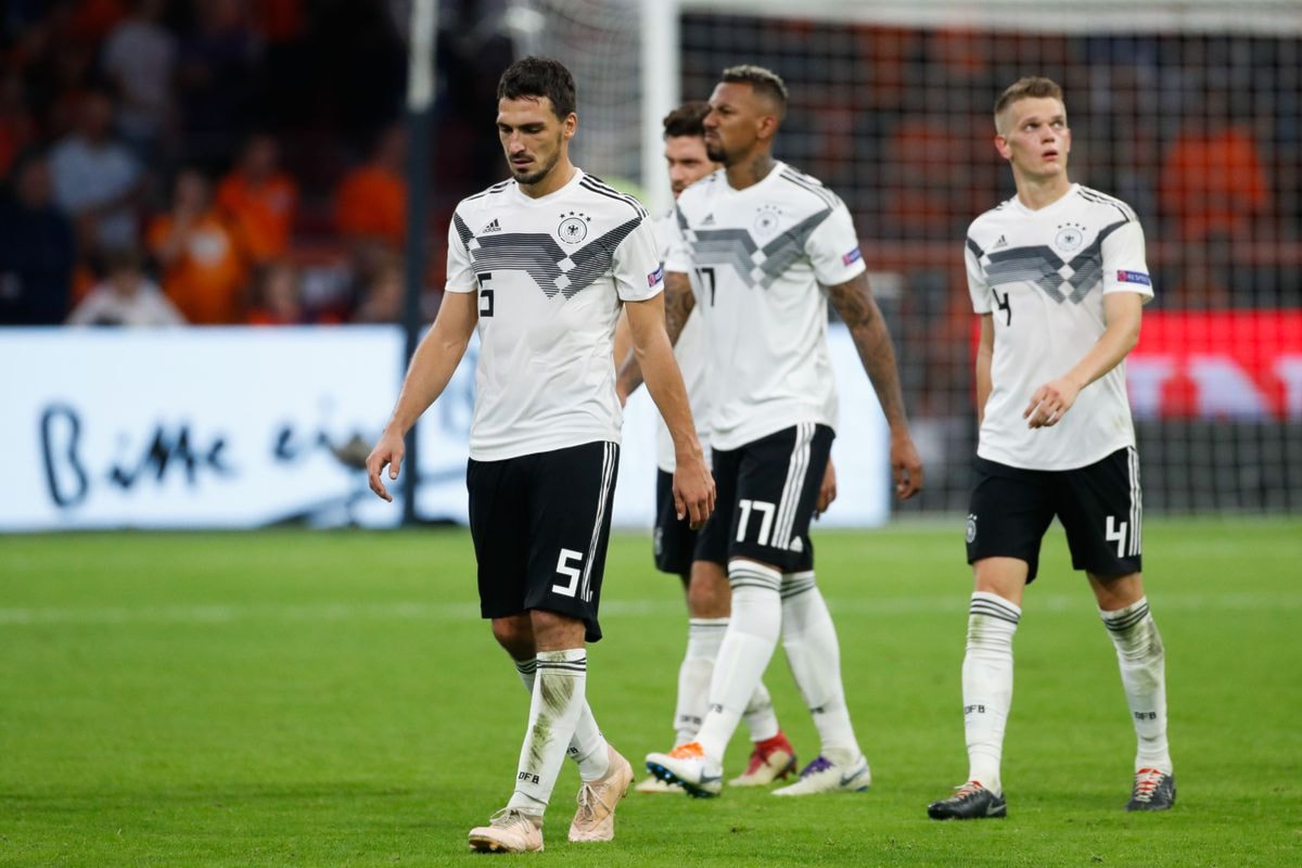 خسر منتخب ألمانيا أمام نظيره الهولندي 0-3 (أ ف ب) خسر منتخب ألمانيا أمام نظيره الهولندي 0-3 (أ ف ب)