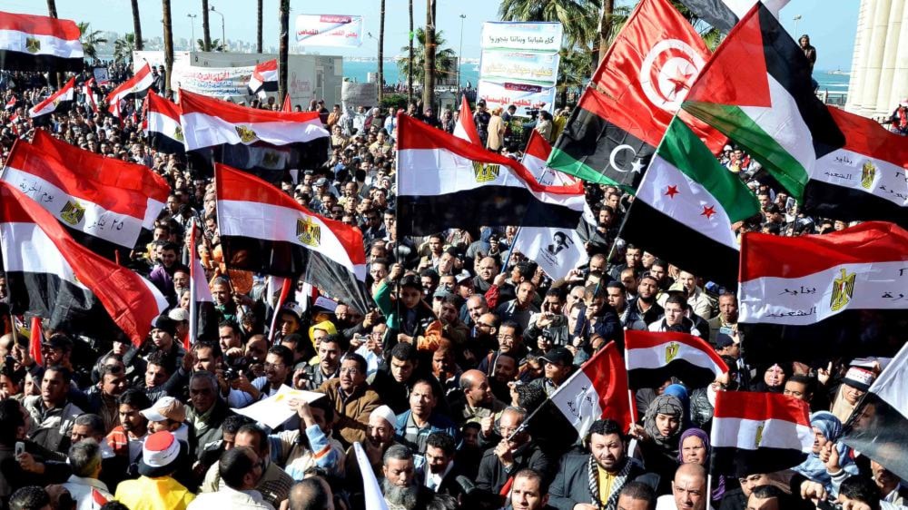 الثورات في دول الربيع العربي أثبتت للعالم كله بشاعة وتعاسة الأنظمة السابقة الثورات في دول الربيع العربي أثبتت للعالم كله بشاعة وتعاسة الأنظمة السابقة