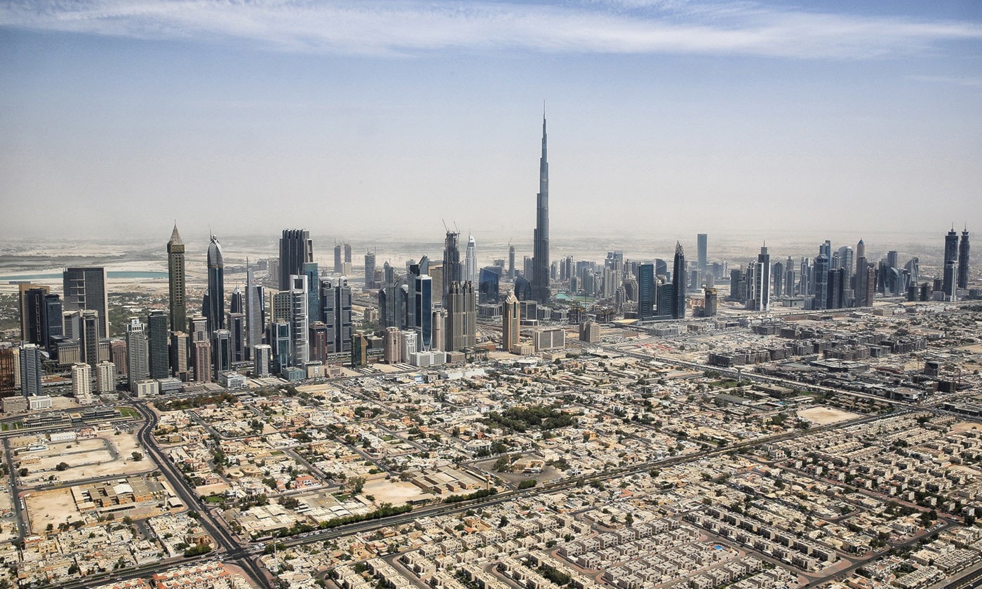 ما الذي يتطلبه الأمر لبناء برج يصل ارتفاعه إلى الفضاء الخارجي؟ ما الذي يتطلبه الأمر لبناء برج يصل ارتفاعه إلى الفضاء الخارجي؟