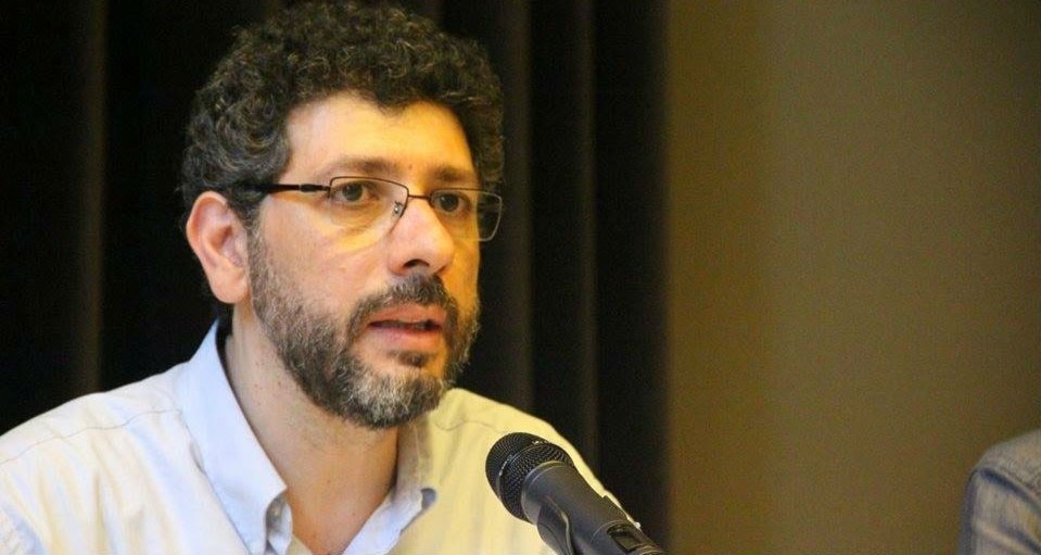 في الحقيقة أن اسم زياد ماجد في هذه القائمة لا يبدو أنه يلبي رغبة أبو ظبي في التمييز بين أكاديمي مستحق في الحقيقة أن اسم زياد ماجد في هذه القائمة لا يبدو أنه يلبي رغبة أبو ظبي في التمييز بين أكاديمي مستحق