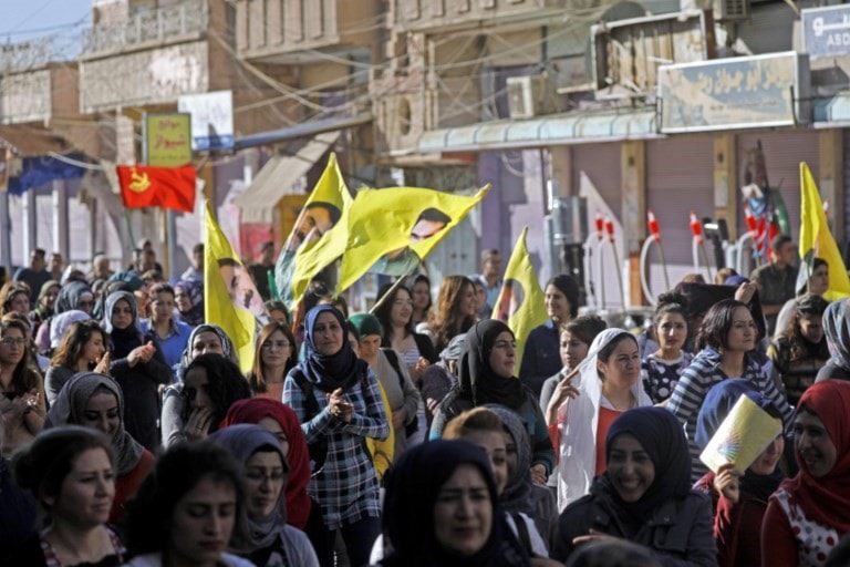 من مظاهرة للكرد في سوريا (أ ف ب) من مظاهرة للكرد في سوريا (أ ف ب)