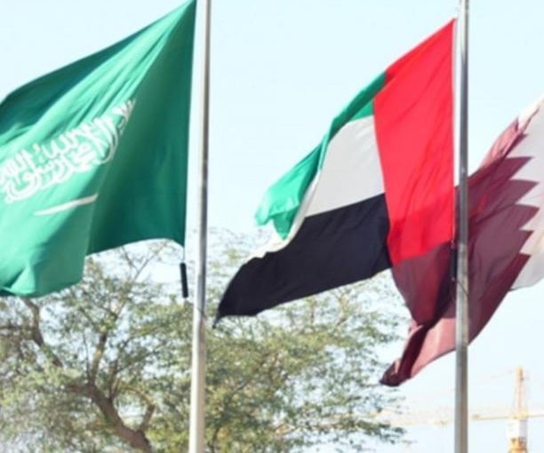 من الواضح بأن هناك فصلاً بين ما هو أمني وعسكري في العلاقات الخليجية وبين ما هو دبلوماسي وسياسي من الواضح بأن هناك فصلاً بين ما هو أمني وعسكري في العلاقات الخليجية وبين ما هو دبلوماسي وسياسي