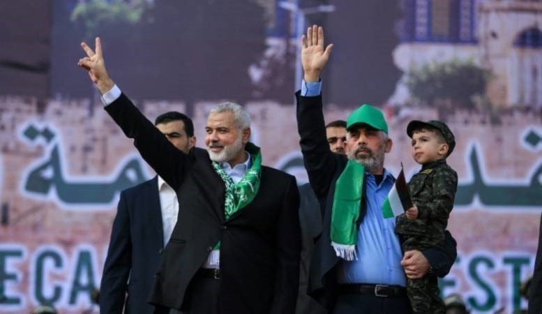 لمقاومة الفلسطينية حريصة على كسر الحصار وتوفير حياة كريمة لشعبنا في غزة لمقاومة الفلسطينية حريصة على كسر الحصار وتوفير حياة كريمة لشعبنا في غزة