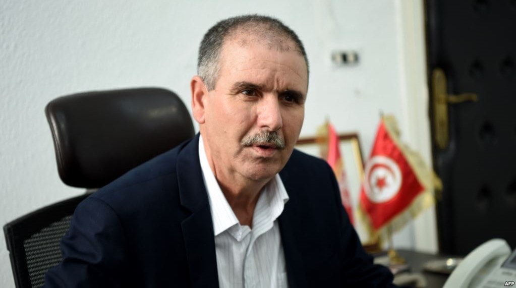 الطبوبي: الإضراب العام في الوظيفة العمومية سينفذ بعد غدٍ الخميس الطبوبي: الإضراب العام في الوظيفة العمومية سينفذ بعد غدٍ الخميس