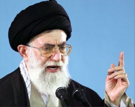 السيد خامنئي: انجازات الجيش وخاصة القوة البحرية منذ بداية الثورة الإسلامية لغاية اليوم عظيمة ومذهلة السيد خامنئي: انجازات الجيش وخاصة القوة البحرية منذ بداية الثورة الإسلامية لغاية اليوم عظيمة ومذهلة