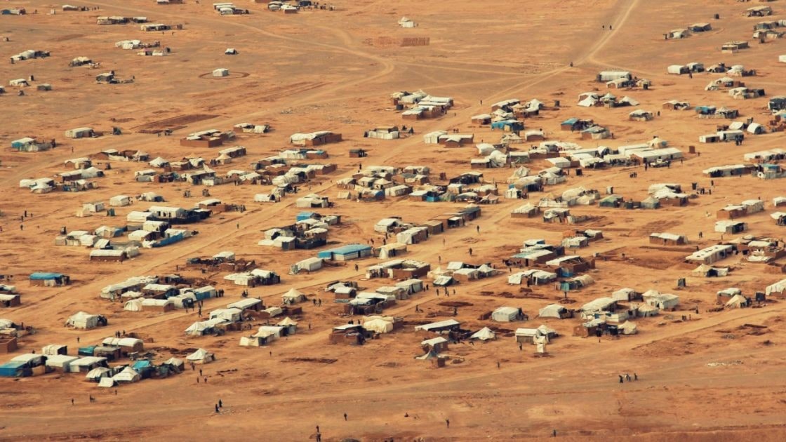 المسؤول في الأمم المتحدة قال إنه لا يمكن لمخيم الركبان العمل بشكل دائم المسؤول في الأمم المتحدة قال إنه لا يمكن لمخيم الركبان العمل بشكل دائم