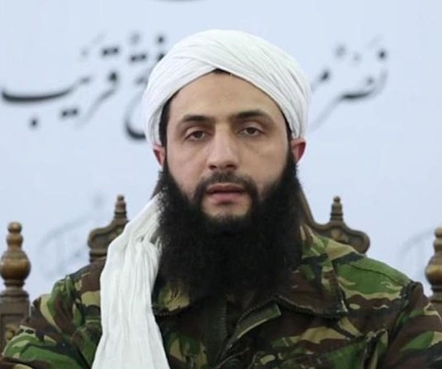 عُرِفَ أبو محمّد الجولاني زعيم جبهة النصرة بصفتين أساسيّتين هما الانتهازية والبراغماتية عُرِفَ أبو محمّد الجولاني زعيم جبهة النصرة بصفتين أساسيّتين هما الانتهازية والبراغماتية