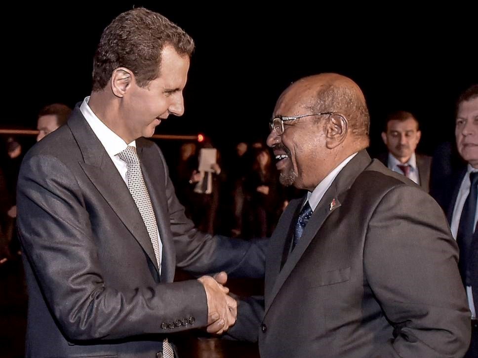 كأنّ رئيس السودان بتعبيره، قد بوّأ نفسه مكان المصلح في الأمّة كأنّ رئيس السودان بتعبيره، قد بوّأ نفسه مكان المصلح في الأمّة