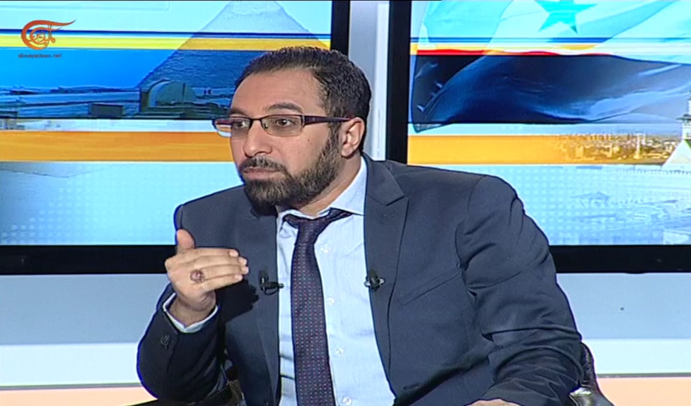 سلطان للميادين: البحرين تستقدام أشخاص من دير الزور مؤدلجين وهابياً للعمل في المؤسسات الأمنية سلطان للميادين: البحرين تستقدام أشخاص من دير الزور مؤدلجين وهابياً للعمل في المؤسسات الأمنية