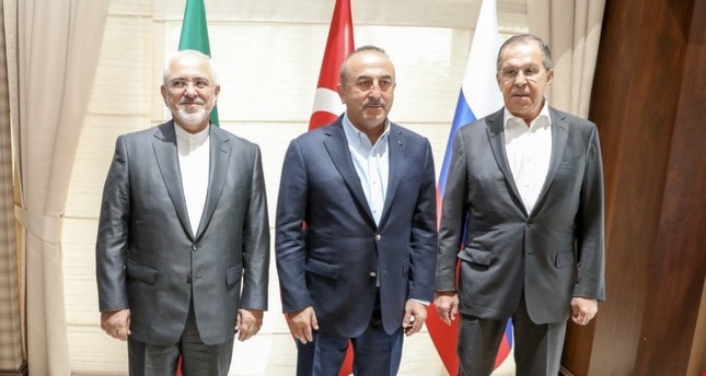 وزراء خارجية روسيا وإيران وتركيا يبحثون الأزمة السورية في أستانة الشهر المقبل وزراء خارجية روسيا وإيران وتركيا يبحثون الأزمة السورية في أستانة الشهر المقبل