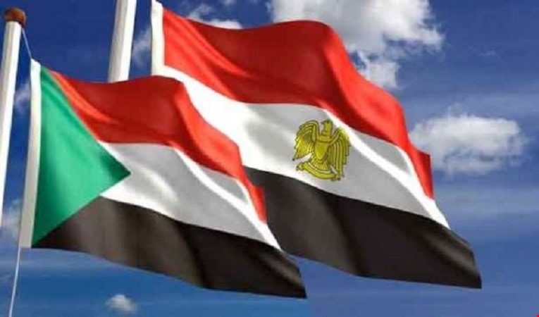 فمنذ عام 2011، تمرّ العلاقات المصرية السودانية بتقلّبات حادّة ومتباينة صعوداً وهبوطاً فمنذ عام 2011، تمرّ العلاقات المصرية السودانية بتقلّبات حادّة ومتباينة صعوداً وهبوطاً