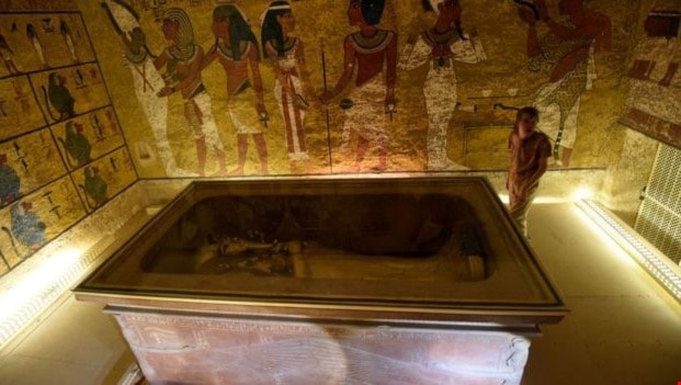 خلاف مصري حول "كنوز الفرعون الصغير" خلاف مصري حول "كنوز الفرعون الصغير"
