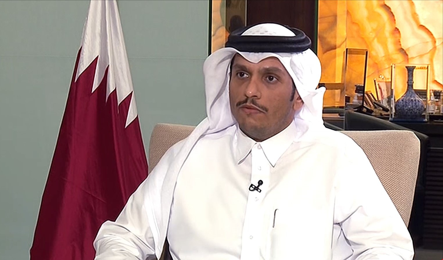 آل ثاني: أن الدولة التي ستستضيف هذه القمة إن كانت من دول الحصار ولم توفر الإجراءات اللازمة فستكون هي المخالفة وليست قطر آل ثاني: أن الدولة التي ستستضيف هذه القمة إن كانت من دول الحصار ولم توفر الإجراءات اللازمة فستكون هي المخالفة وليست قطر