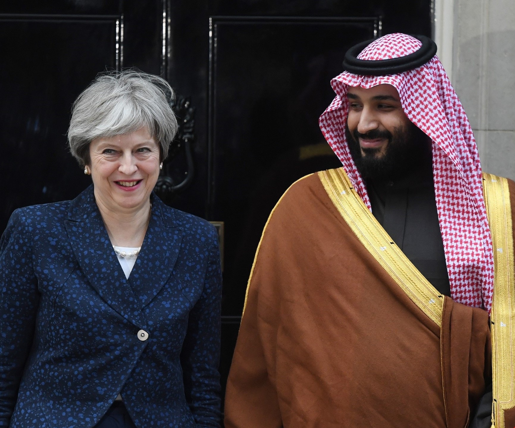 واحدٌ من الأمراء أعلن أن عدداً من الأمراء المُعتقلين السابقين قرّر تسريب معلومات خطيرة ضد بن سلمان واحدٌ من الأمراء أعلن أن عدداً من الأمراء المُعتقلين السابقين قرّر تسريب معلومات خطيرة ضد بن سلمان