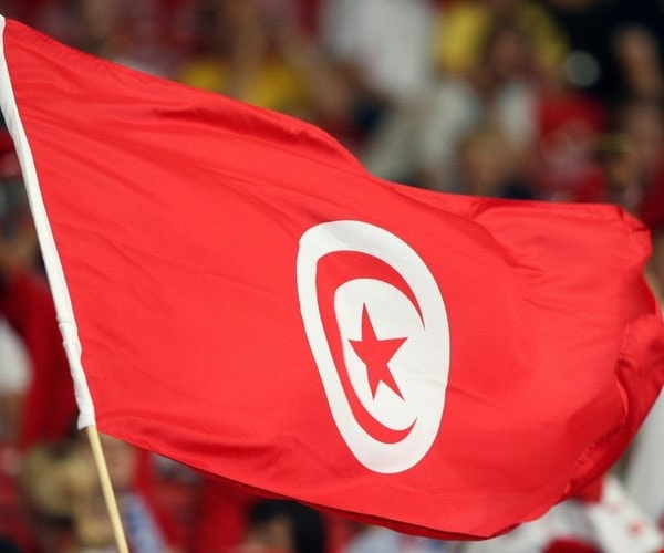 تستمرُ فرنسا في المحافظةِ على امتيازِ استغلالِ الملح التونسي منذ حقبة الاستعمار تستمرُ فرنسا في المحافظةِ على امتيازِ استغلالِ الملح التونسي منذ حقبة الاستعمار