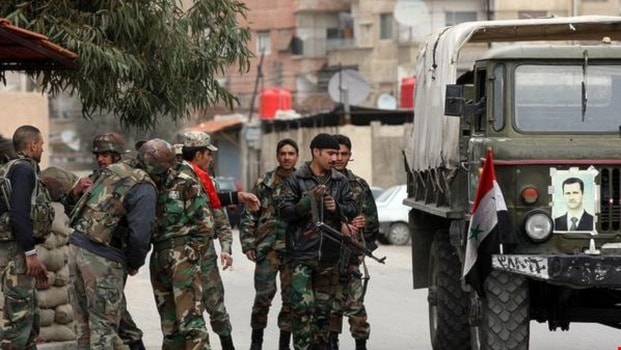 الجيش السوري يفصل منطقة الحجر الاسود عن مخيم اليرموك جنوب دمشق الجيش السوري يفصل منطقة الحجر الاسود عن مخيم اليرموك جنوب دمشق