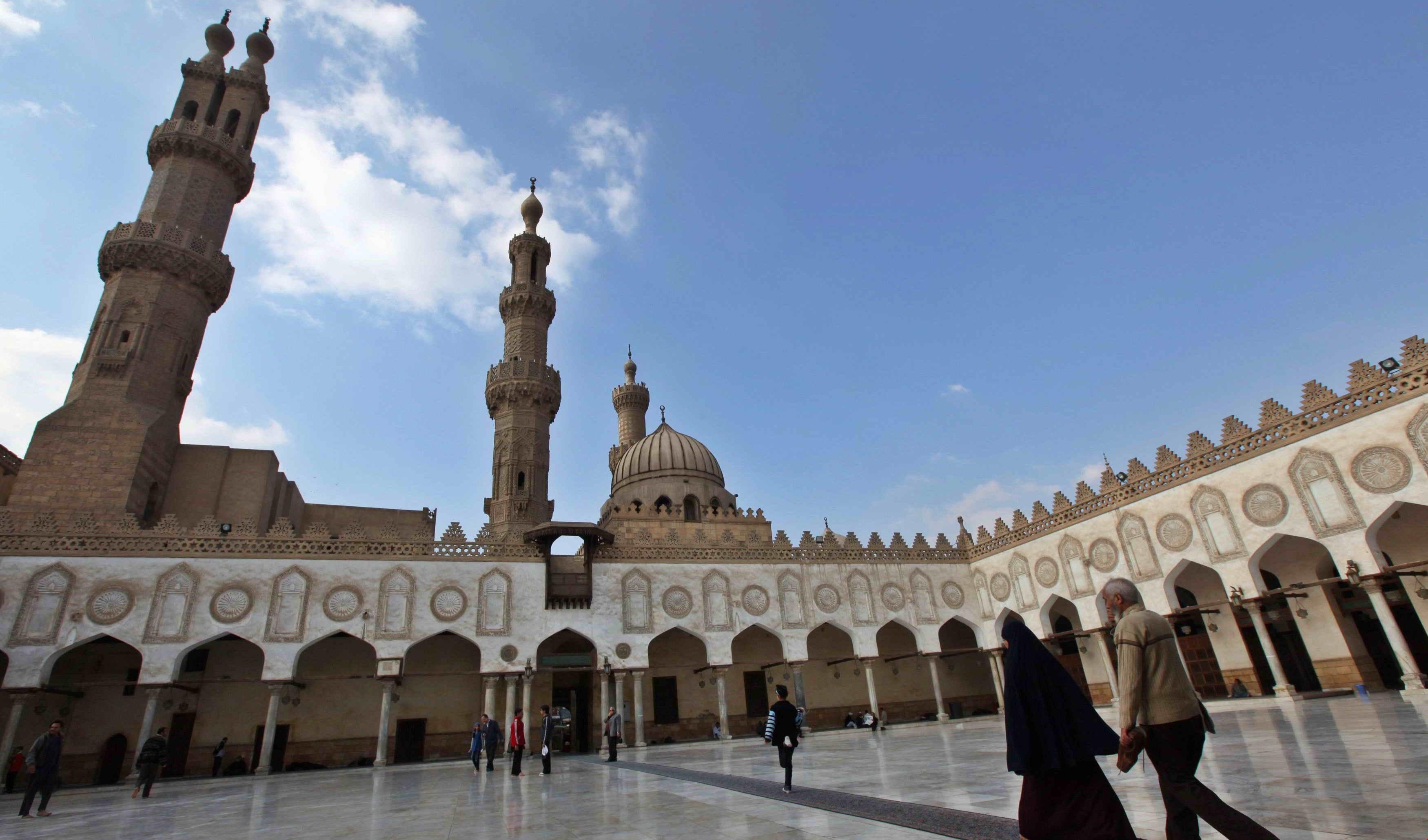 لا يتوقف النظام السعودي عن محاولاته الدؤوبة لاختراق الأزهر وزرع الفكر الوهابي فيه لا يتوقف النظام السعودي عن محاولاته الدؤوبة لاختراق الأزهر وزرع الفكر الوهابي فيه