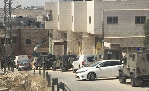 استشهاد شاب فلسطيني برصاص قوات الاحتلال في الخليل استشهاد شاب فلسطيني برصاص قوات الاحتلال في الخليل