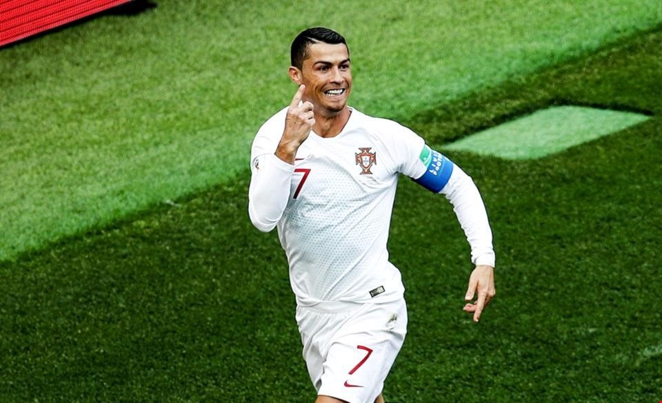رونالدو أصبح هداف النسخة حالياً بـ 4 أهداف رونالدو أصبح هداف النسخة حالياً بـ 4 أهداف