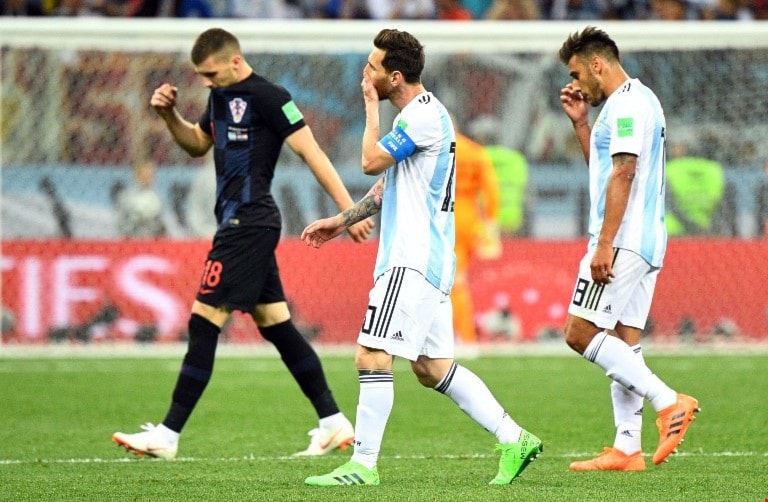 خسر منتخب الأرجنتين أمام كرواتيا 0-3 (أ ف ب) خسر منتخب الأرجنتين أمام كرواتيا 0-3 (أ ف ب)