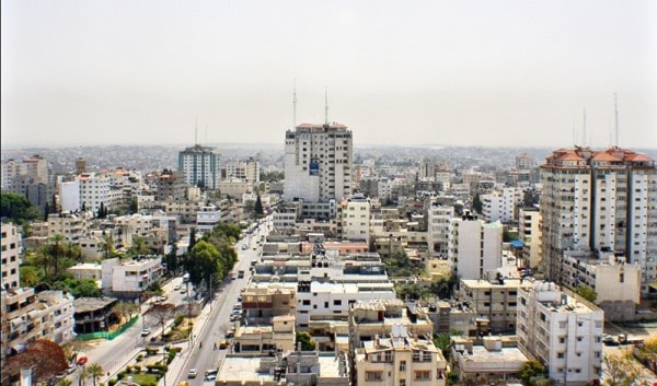 الحديث عن الانفصال بين قطاع غزة والضفة الغربية لا يمكن اجتزاؤه بكونهما غير متصلين جغرافياً ولا تربطهما أية حدود الحديث عن الانفصال بين قطاع غزة والضفة الغربية لا يمكن اجتزاؤه بكونهما غير متصلين جغرافياً ولا تربطهما أية حدود